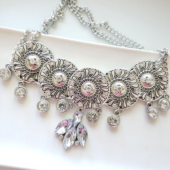 New! Zara Glass Stones Choker - Picture 10 of 16